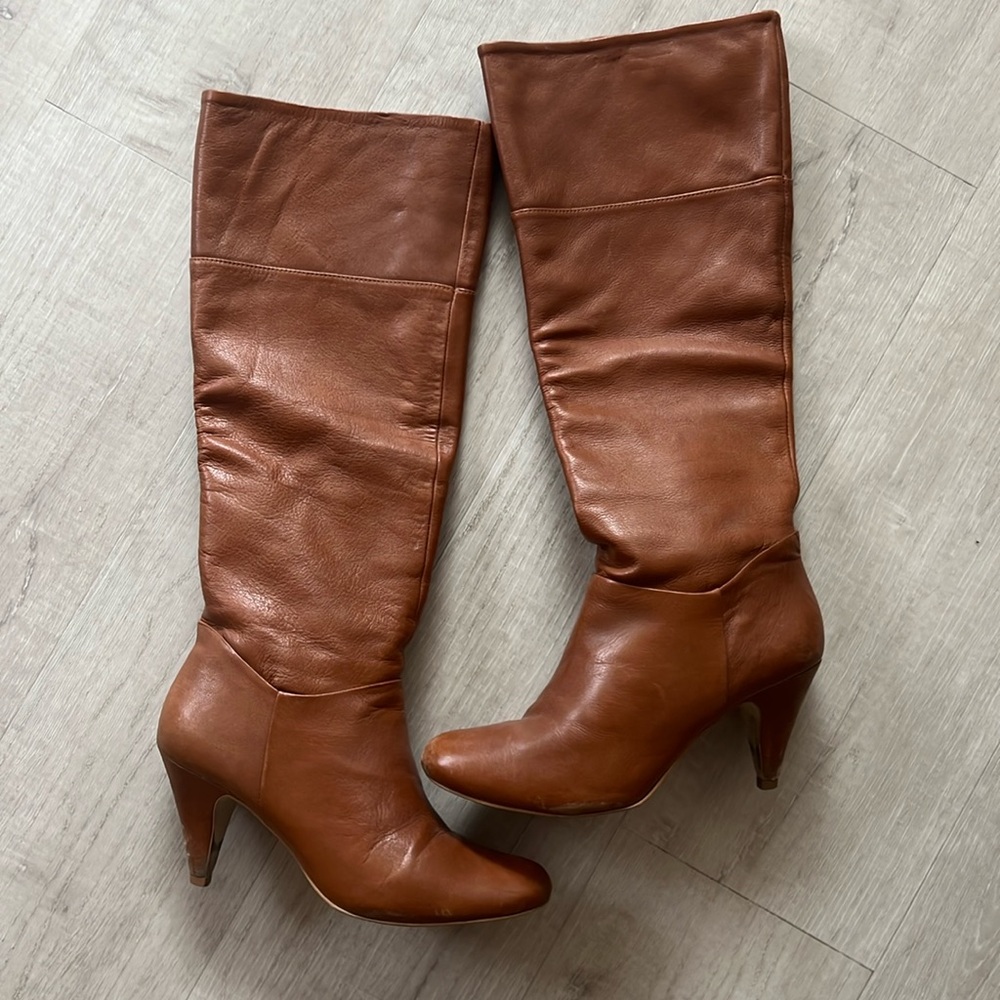 Steve Madden Tan 8.5 boots